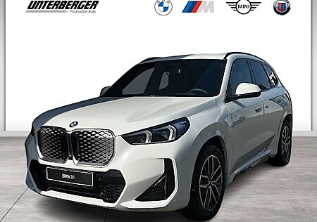 BMW iX1 xDrive30 5 Türen