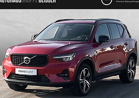 Volvo XC 40 B3 Plus Dark DCT 5 Türen