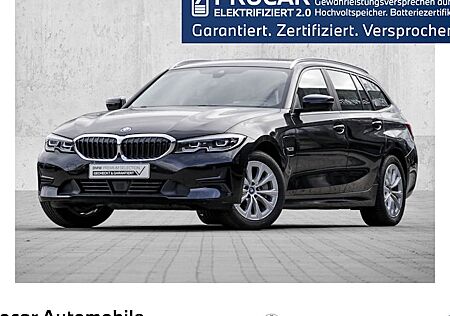 BMW 3er 330e xDrive Touring Advantage Automatic 5 Türen