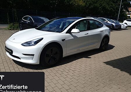 Tesla Model 3 Hinterradantrieb RWD Long Range 4 Türen