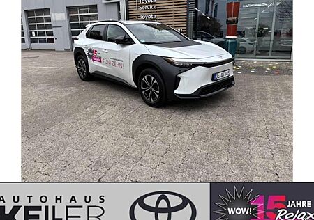 Toyota bZ4X 71,4 kWh Teamplayer 5 Türen