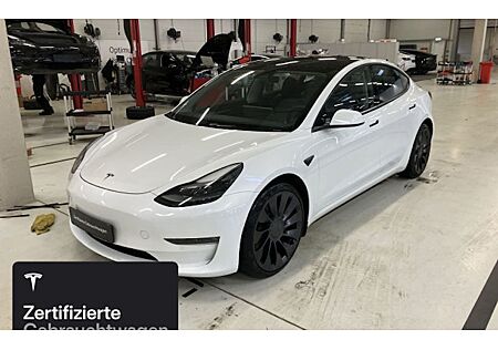 Tesla Model 3 Allradantrieb mit Dualmotor Performance 4 Türen