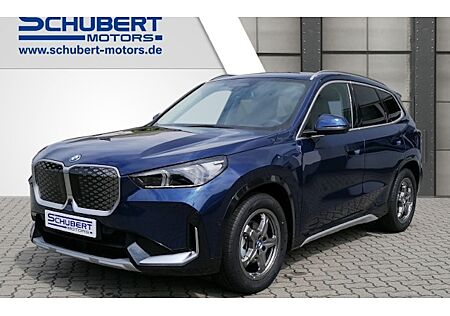 BMW iX1 eDrive20 5 Türen