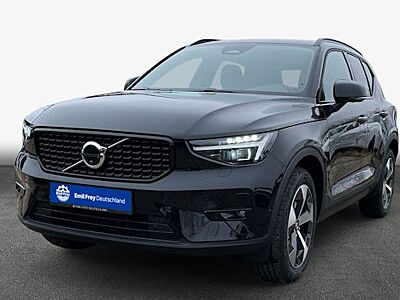 Volvo XC 40 B3 Plus Dark DCT 5 Türen