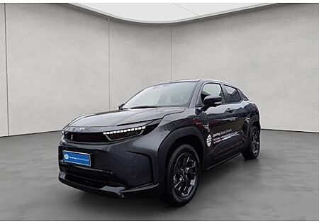 Toyota Urban Cruiser 61 kWh Lounge 5 Türen