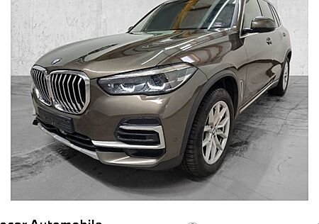 BMW X5 xDrive30d 5 Türen