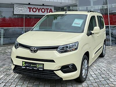 Toyota Proace City Verso 1,5-l-D-4D 96kW L1 Team Deutschland Auto 5 Türen