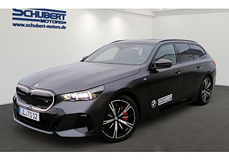 BMW i5 M60 xDrive Touring 5 Türen