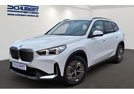 BMW iX1 eDrive20 5 Türen