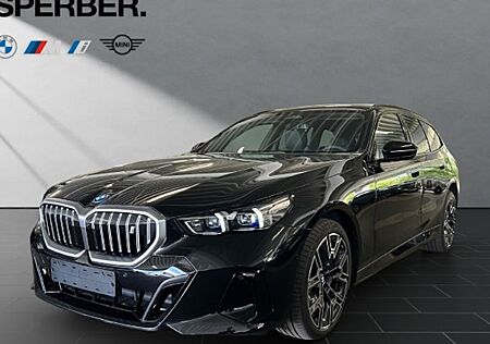 BMW i5 eDrive40 Touring 5 Türen