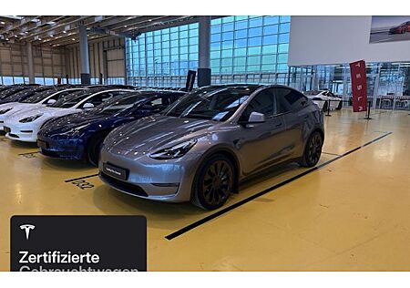 Tesla Model Y Performance Dual Motor AWD 5 Türen