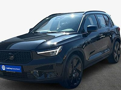Volvo XC 40 B3 Black Edition Plus DCT 5 Türen