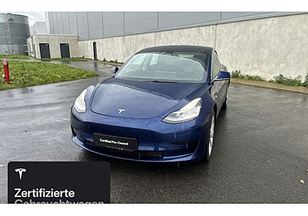 Tesla Model 3 Standard 4 Türen