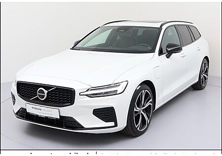 Volvo V60 T6 AWD Plug-in Hybrid Ultra Dark Auto 5 Türen