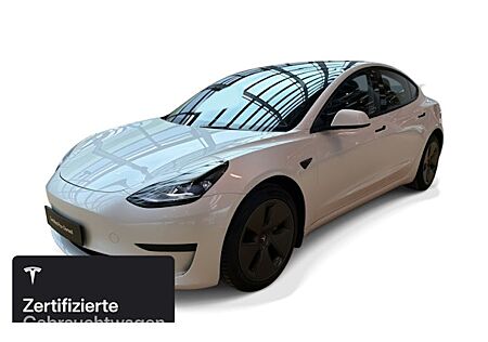 Tesla Model 3 Hinterradantrieb RWD 4 Türen