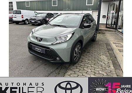 Toyota Aygo (X) Aygo (X) 1.0-l-VVT-i Team D S-CVT 5 Türen