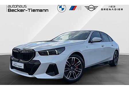 BMW 5er 530d xDrive Touring A 5 Türen