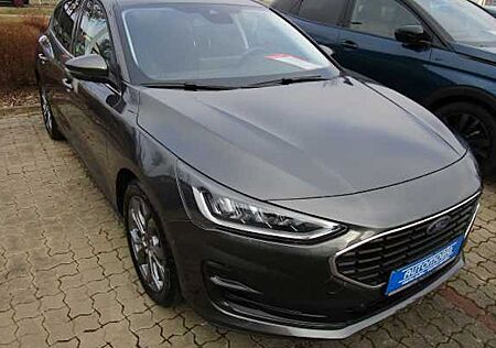 Ford Focus 1,0 EcoBoost Hybrid 92kW Titanium Tur 5 Türen