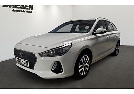 Hyundai i30 1.0 T-GDI Family 5 Türen