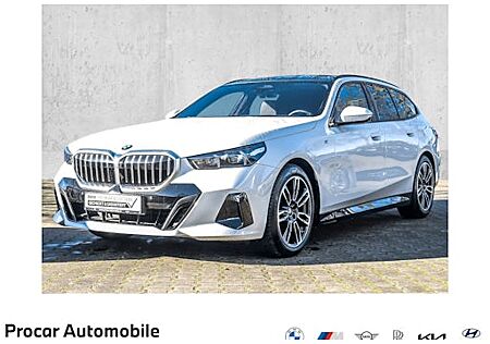 BMW 5er 520d xDrive Touring A 5 Türen