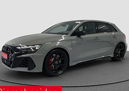 Audi RS3 2.5 TFSI S tronic quattro Sportback 5 Türen