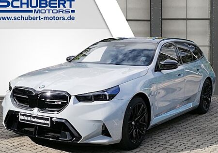 BMW M5 Plug-In Hybrid Touring xDrive A 5 Türen