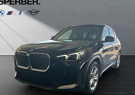 BMW iX1 eDrive20 5 Türen