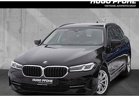 BMW 5er 520d xDrive Touring A 5 Türen