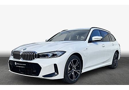 BMW 3er 330e xDrive Touring Automatic 5 Türen