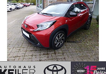 Toyota Aygo (X) Aygo (X) 1.0-l-VVT-i Team D S-CVT 5 Türen