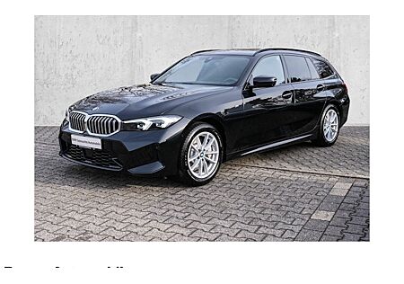 BMW 3er 330i xDrive Touring Automatic 5 Türen
