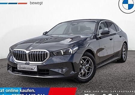 BMW 5er 520d xDrive A 4 Türen