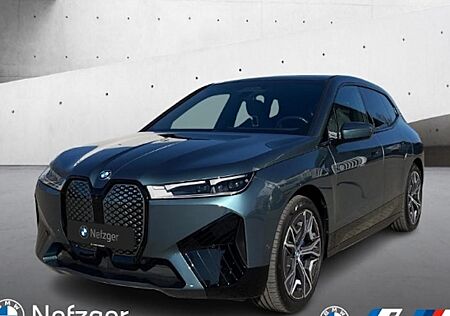 BMW iX xDrive50 5 Türen