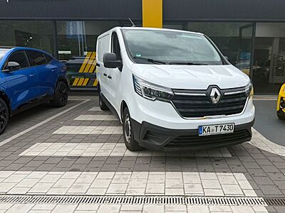 Renault Trafic Blue dCi 130 L1H1 3,0t Komfort 4 Türen
