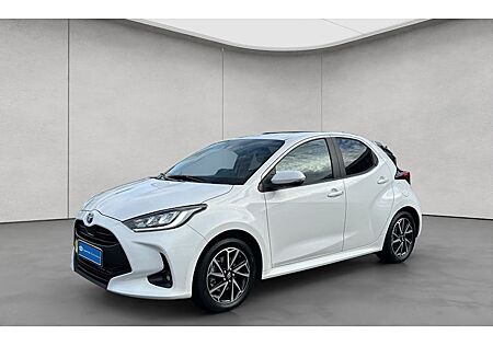 Toyota Yaris 1.5-l-VVT-i Hybrid CVT Team Deutschland 5 Türen