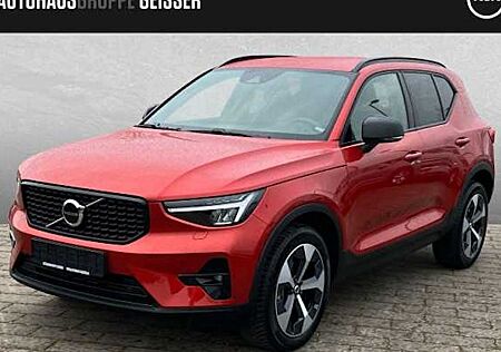 Volvo XC 40 T2 Plus Dark Auto 5 Türen