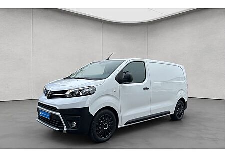 Toyota Pro Ace 1,5-l-D-4D 88kW L1 Meister 4 Türen