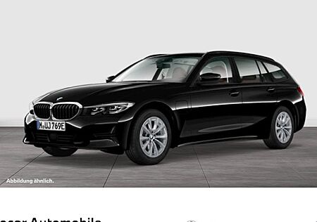 BMW 3er 320i Touring Advantage Auto 5 Türen