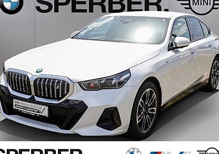 BMW i5 eDrive40 4 Türen
