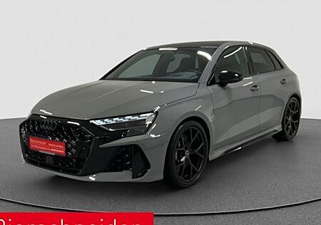 Audi RS3 2.5 TFSI S tronic quattro Sportback 5 Türen