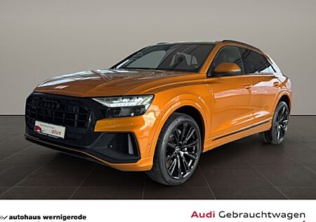 Audi Q8 55 TFSI e quattro tiptronic competit. pl 5 Türen