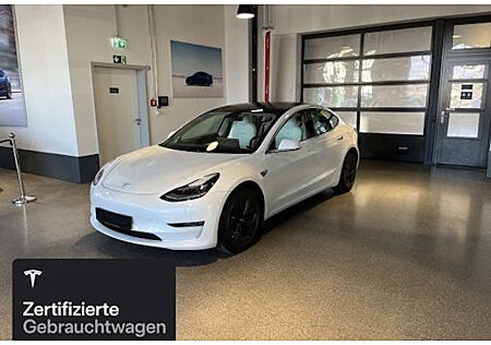 Tesla Model 3 Hinterradantrieb RWD Long Range 4 Türen