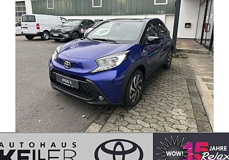 Toyota Aygo (X) Aygo (X) 1.0-l-VVT-i Team D S-CVT 5 Türen