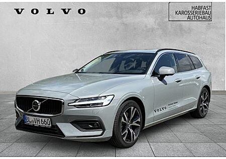 Volvo V60 B4 DCT Core 5 Türen