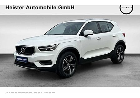 Volvo XC 40 B4 Momentum DCT 5 Türen