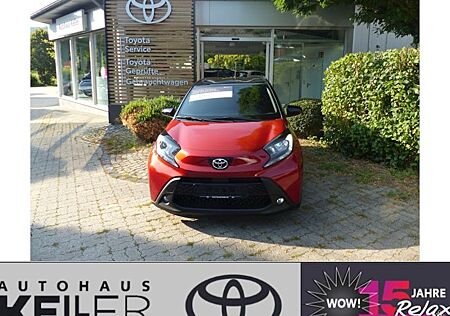 Toyota Aygo (X) Aygo (X) 1.0-l-VVT-i Play S-CVT 5 Türen