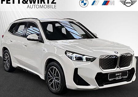 BMW iX1 eDrive20 5 Türen