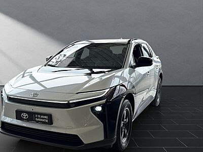 Toyota bZ4X 73 kWh Teamplayer 5 Türen