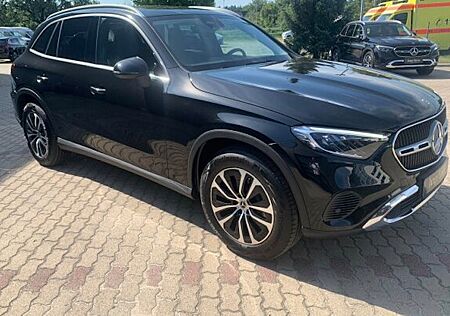 Mercedes-Benz GLC-Klasse GLC 220 d 4MATIC Autom. 5 Türen