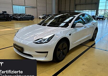 Tesla Model 3 Hinterradantrieb RWD 4 Türen